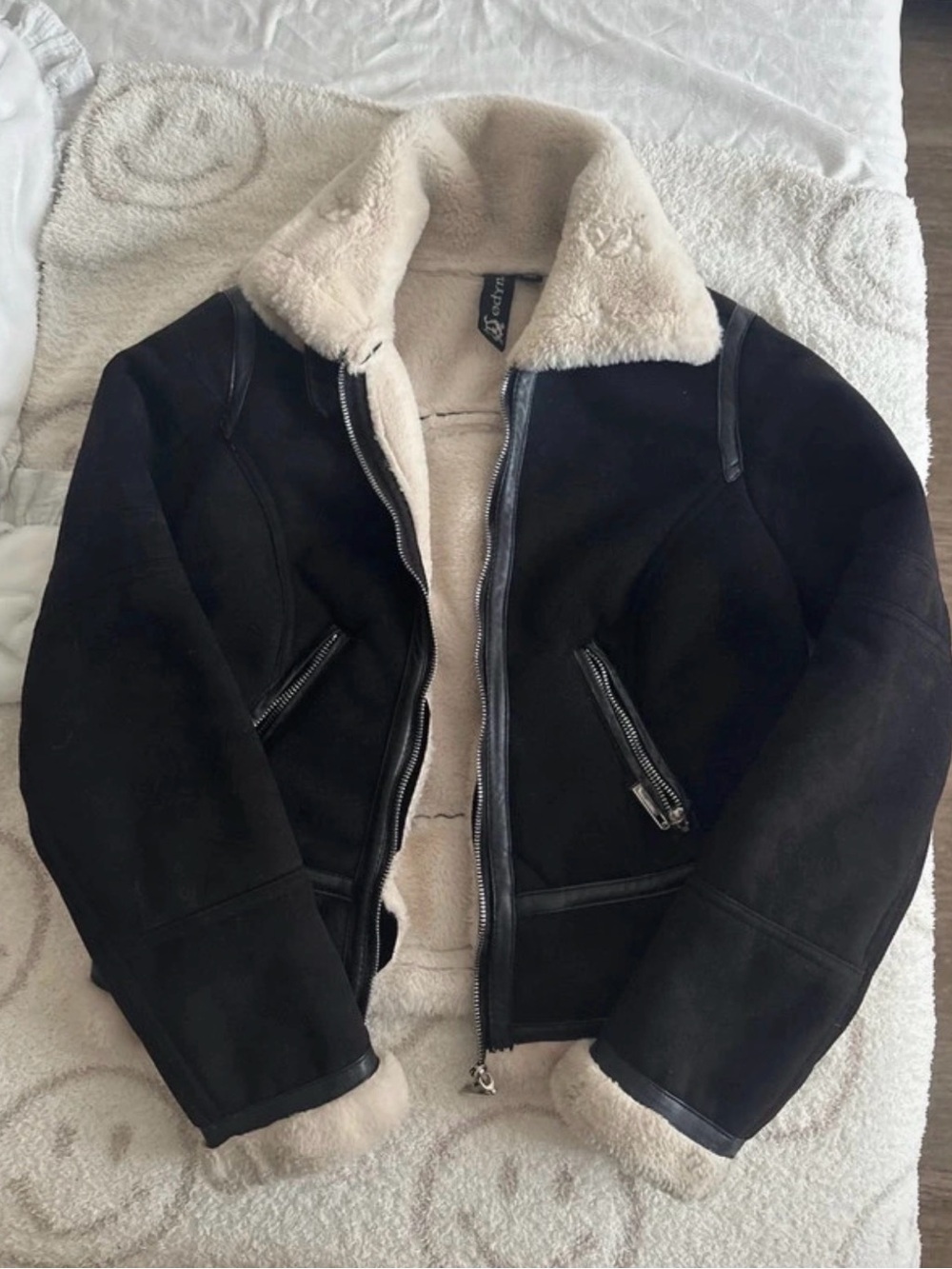 Womems Black leather Jacket with Cream Collar - Classic Winter Coat
